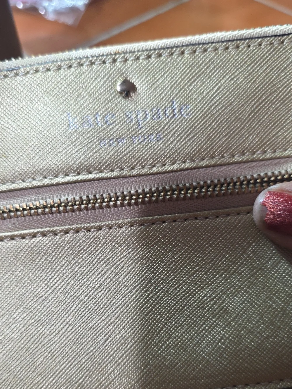 KATE SPADE GOLD WRISTLET VGUC